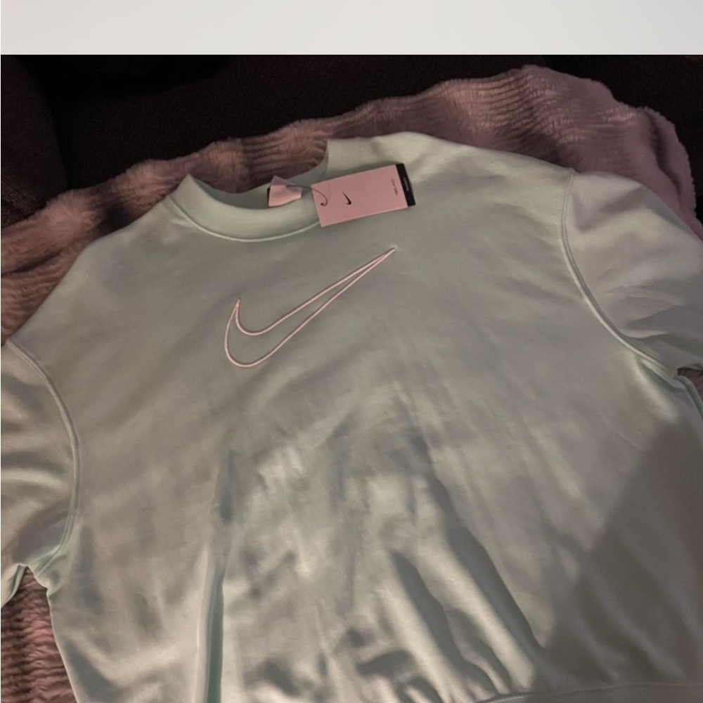 Nike Light Green Crewneck Sweatshirt